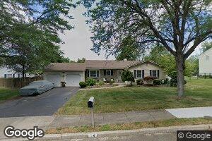 14 Ivins Ct, Matawan, NJ 07747