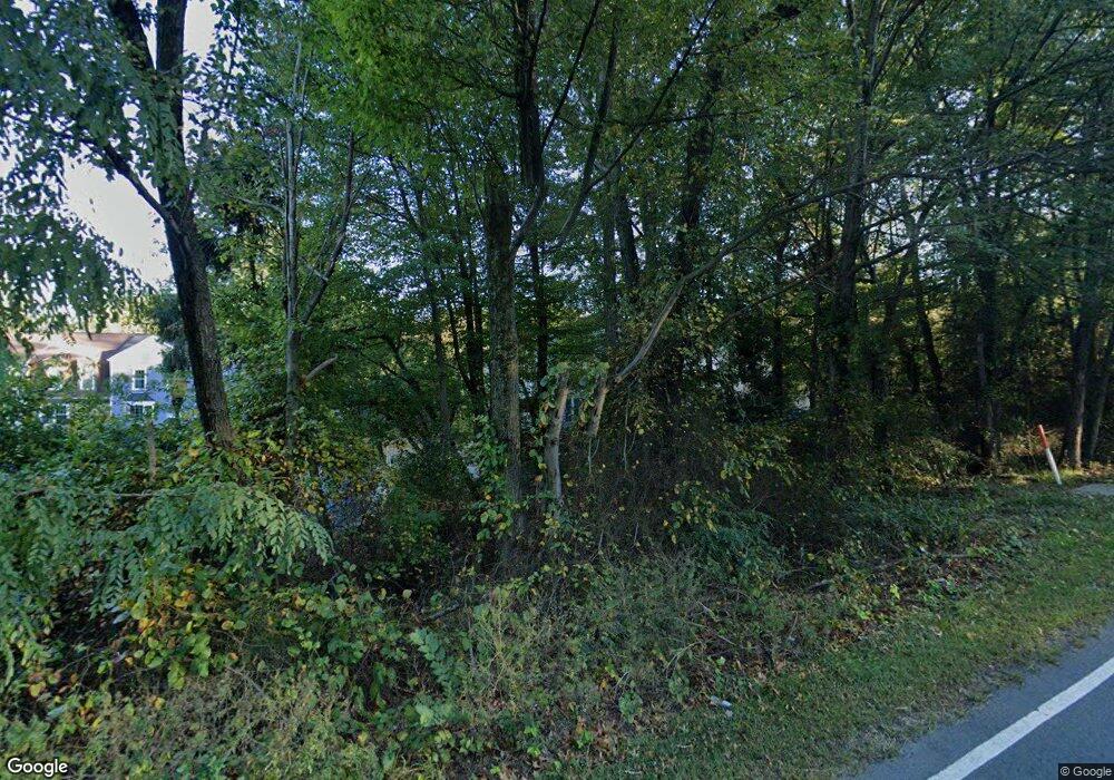 2302 Hunters Square Ct, Reston, VA 20191 - photo 1