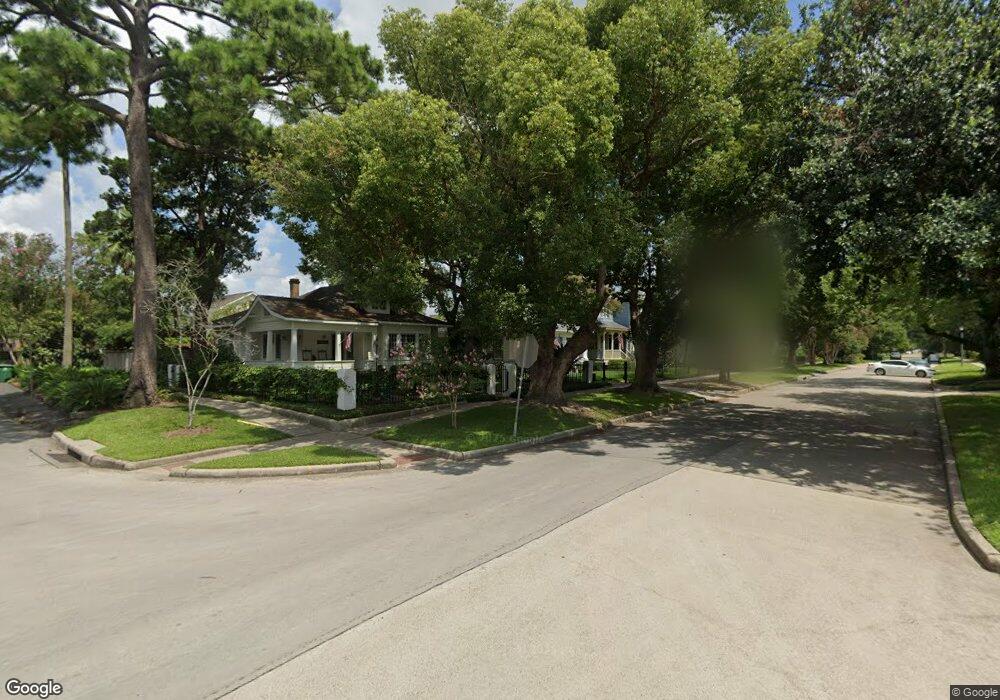 805 Cortlandt St, Houston, TX 77007 - photo 1