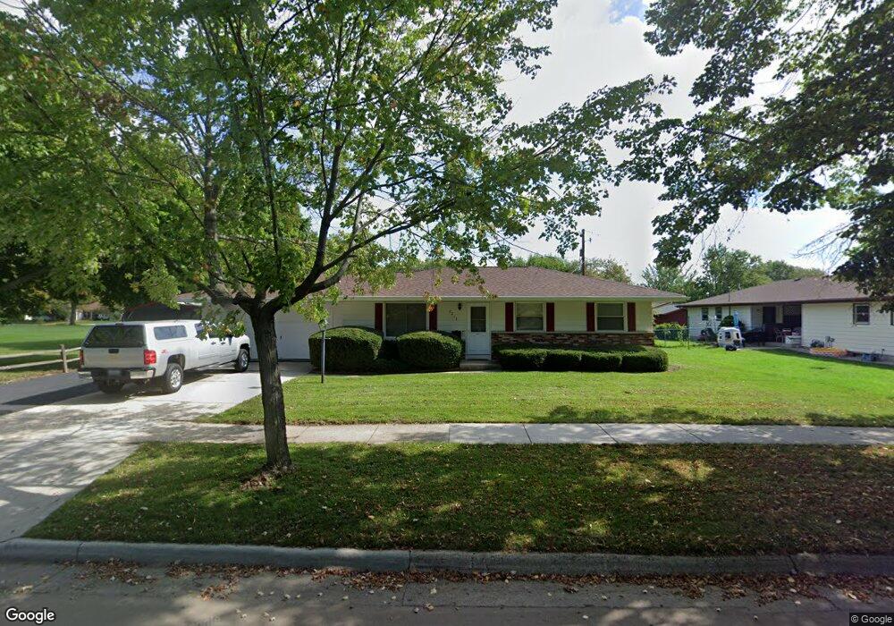 2211 S Chatham St, Janesville, WI 53546 - photo 1