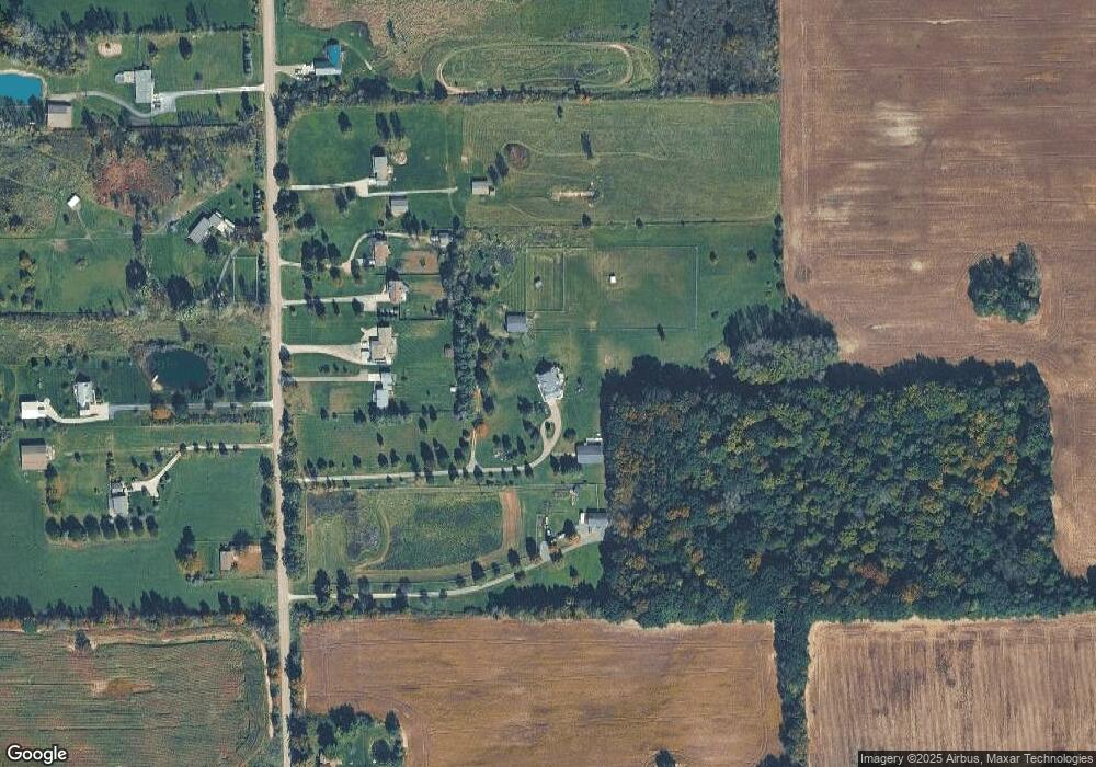 9223 Sharp Rd, Swartz Creek, MI 48473 - photo 1