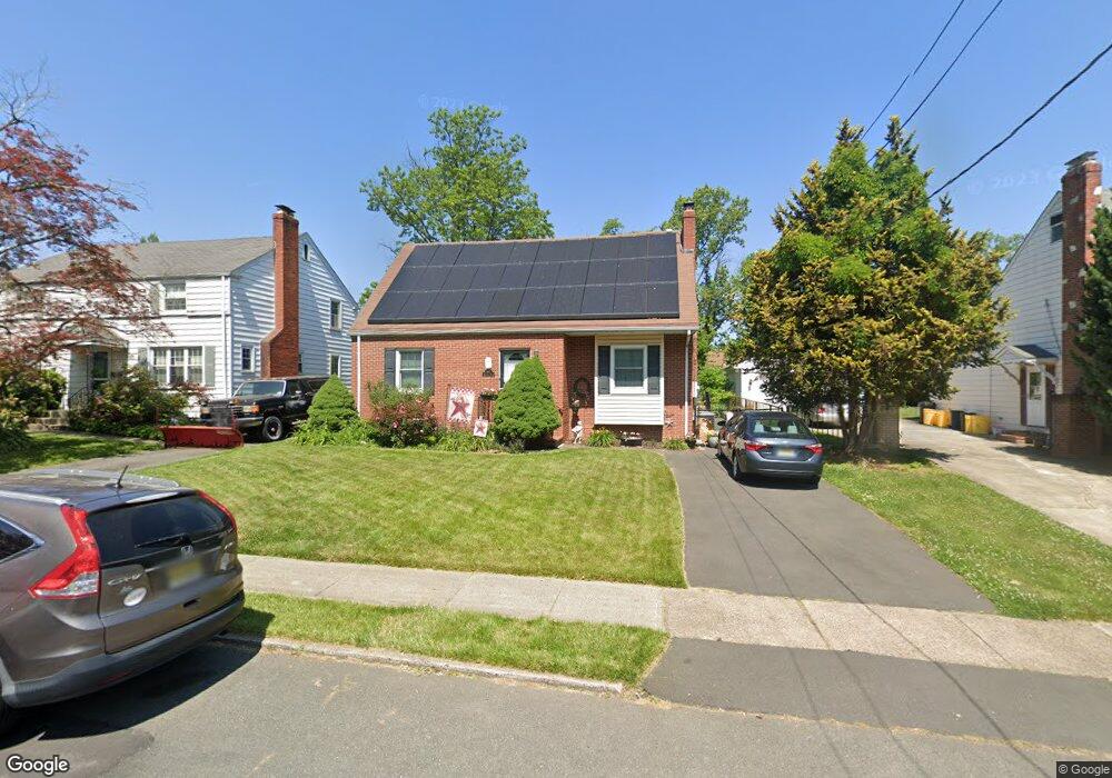 412 Sutherland Rd, Ewing, NJ 08618 - photo 1