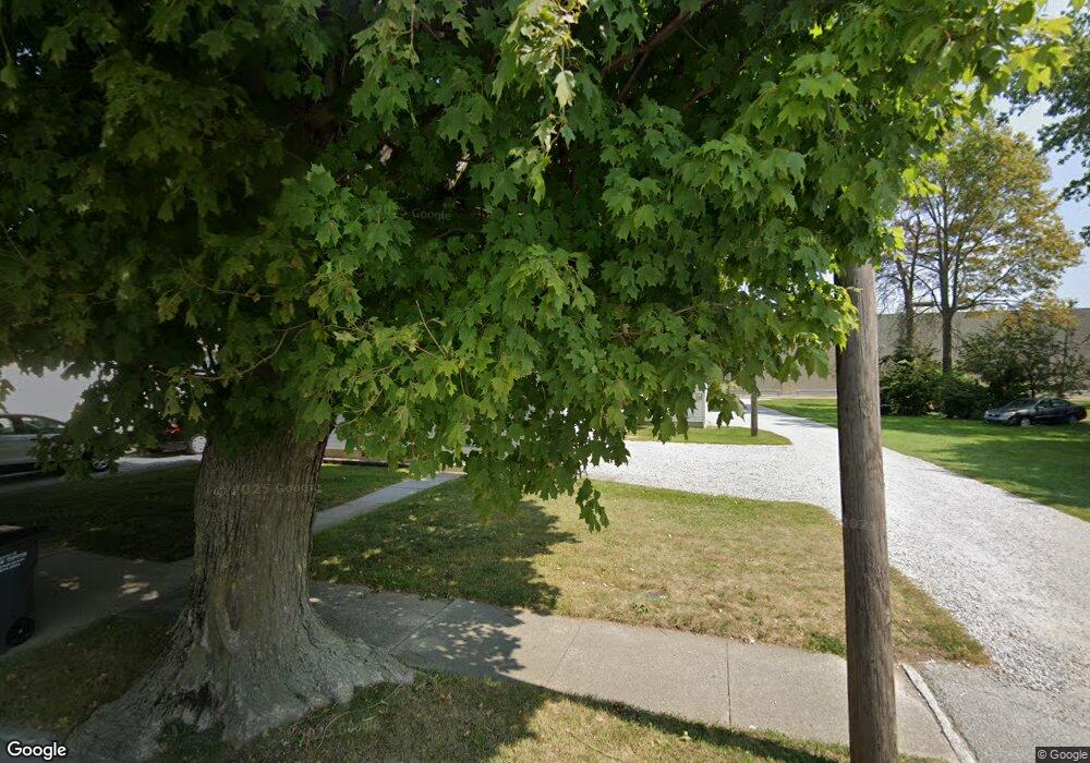 215 S East St, Tipton, IN 46072 - photo 1