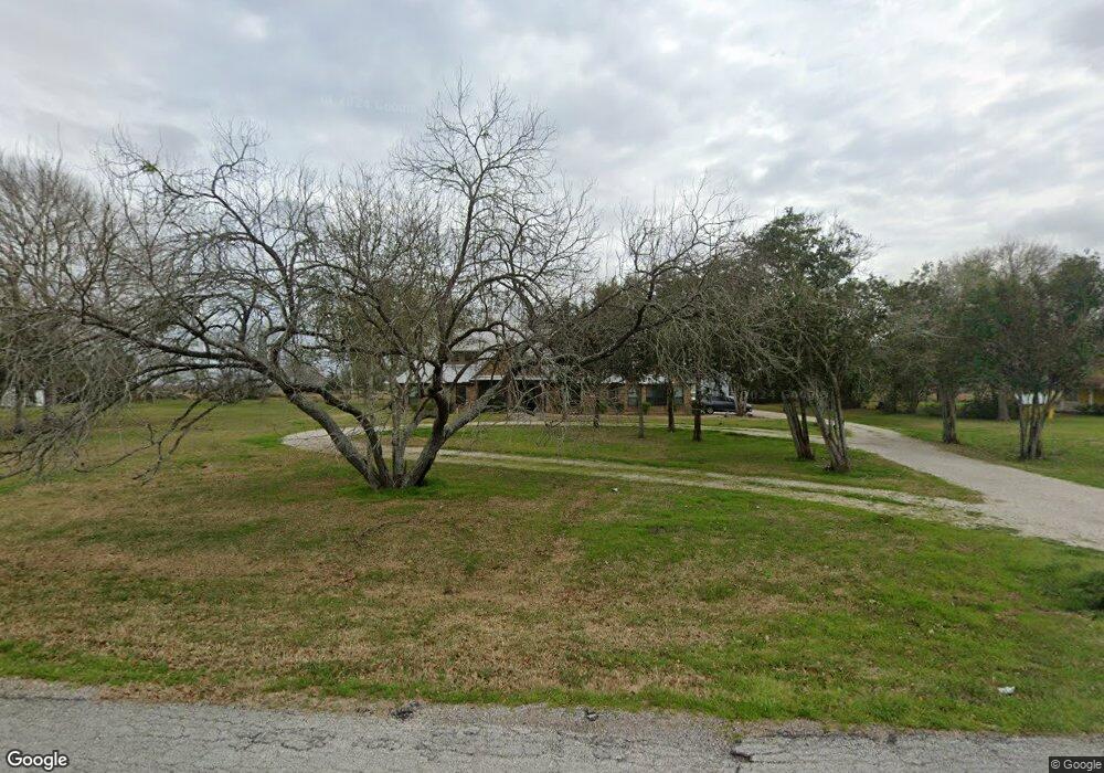 8731 Quail Park Ln, Needville, TX 77461 - photo 1