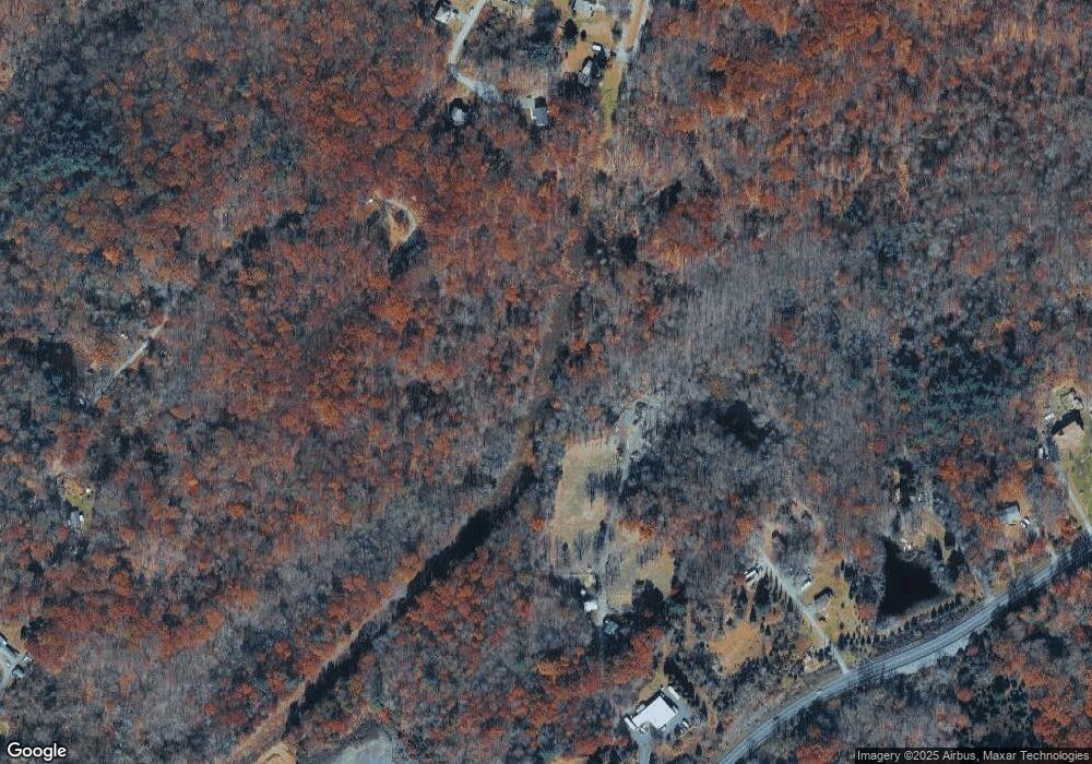 210 Kennel Rd, Bushkill, PA 18324 - photo 1