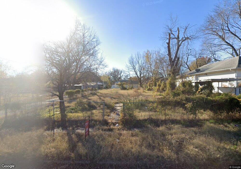 614 W 14th St, Okmulgee, OK 74447 - photo 1