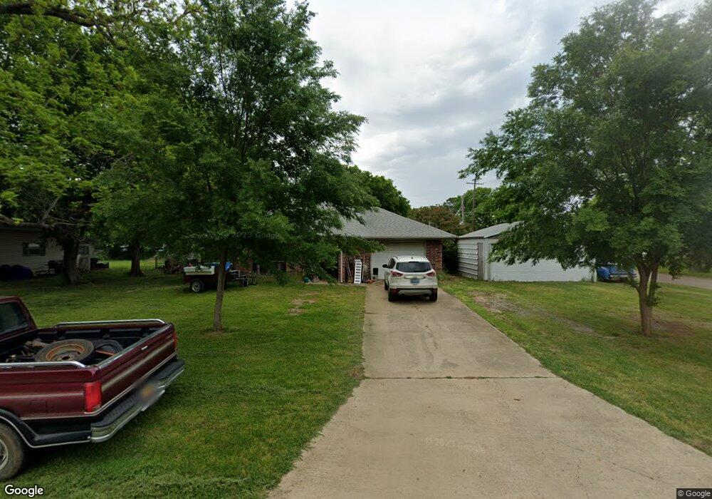 202 W Beech St, Achille, OK 74720 - photo 1