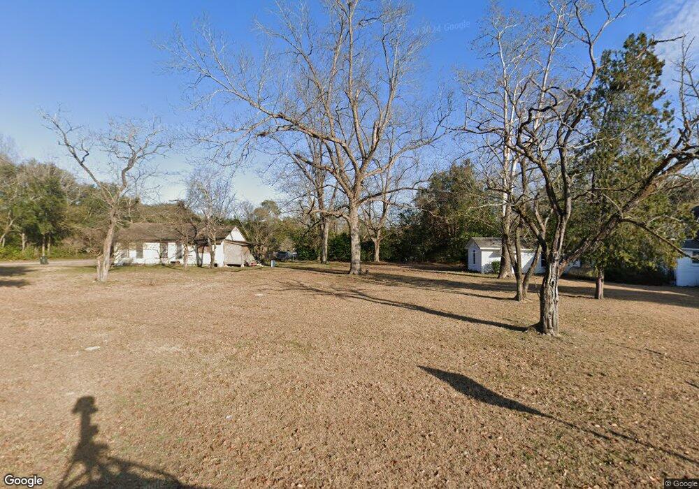 230 High St, Metter, GA 30439 - photo 1