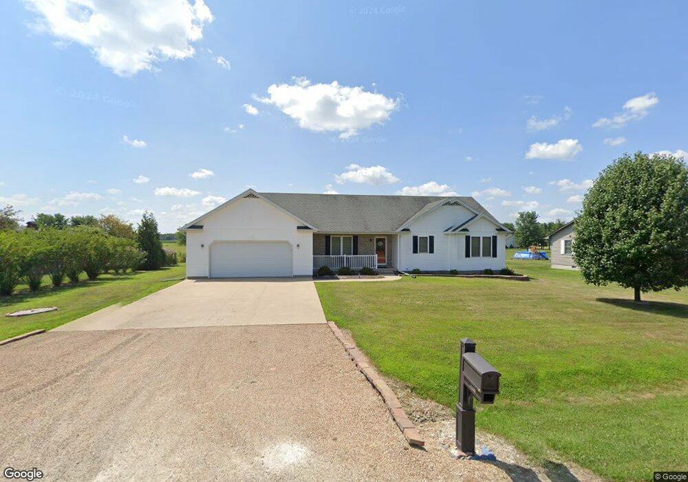 14100 E Dutch Ln, Effingham, IL 62401 - photo 1