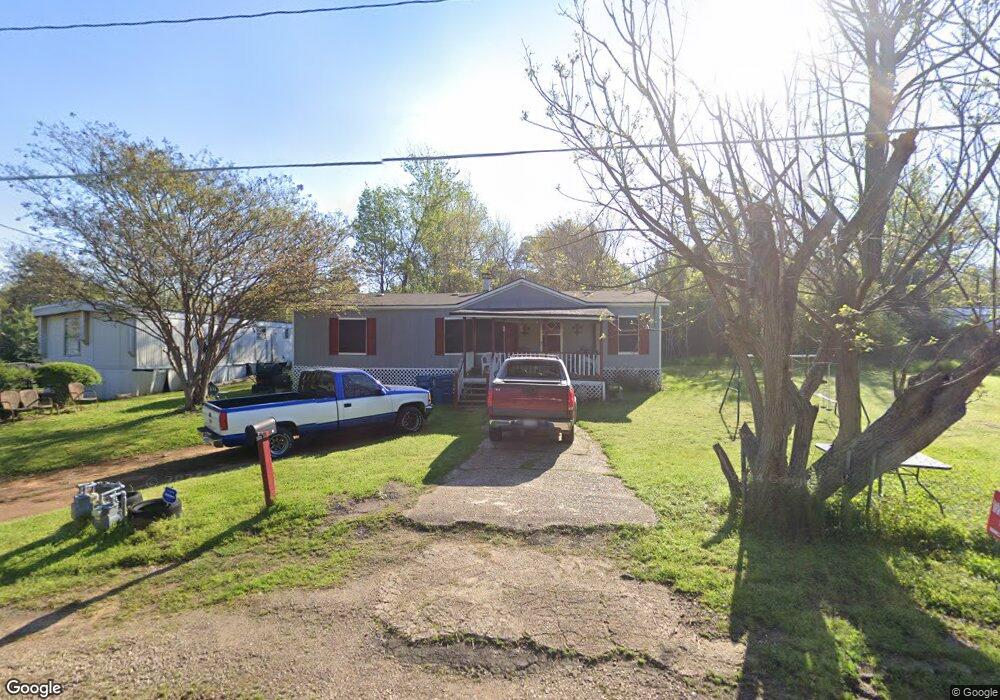 328 Choctaw Dr, Vivian, LA 71082 - photo 1