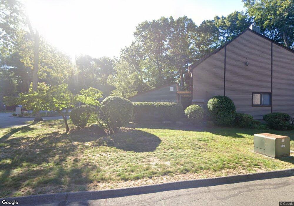 162 Wynwood Dr, Enfield, CT 06082 - photo 1