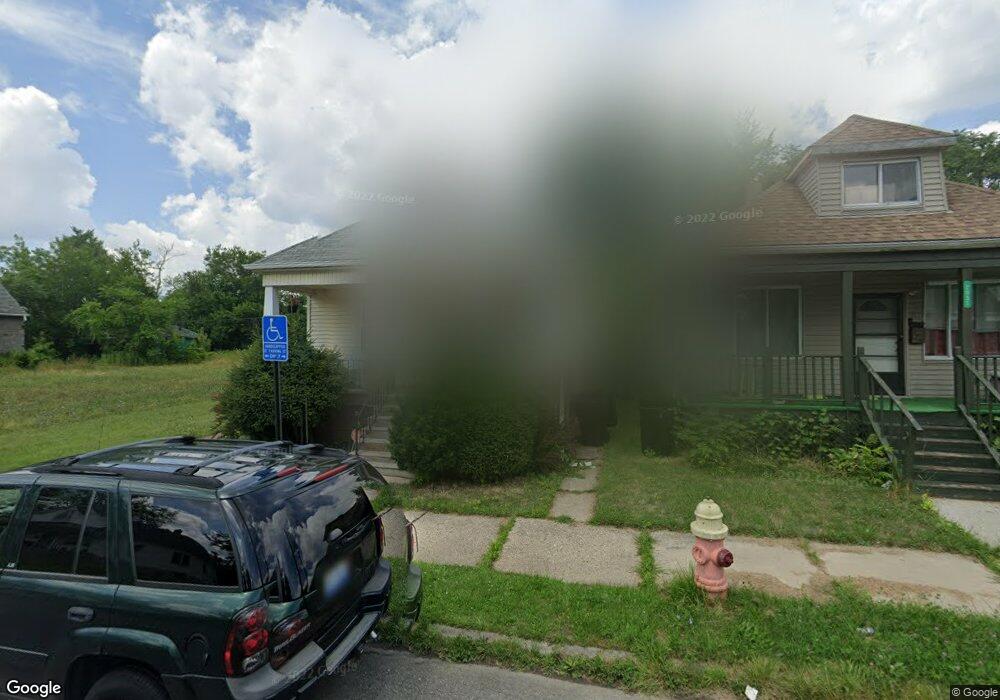 2039 Mclean St, HamtraMcK, MI 48212 - photo 1