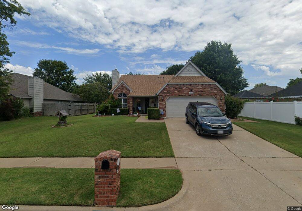1512 W Miami St, Broken Arrow, OK 74011 - photo 1
