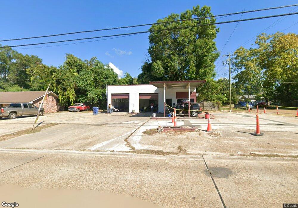 702 W 1st St, Deridder, LA 70634 - photo 1