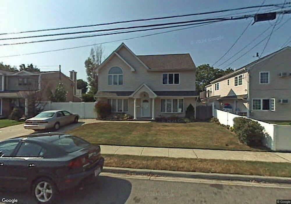 126 Belmill Rd, Bellmore, NY 11710 - photo 1