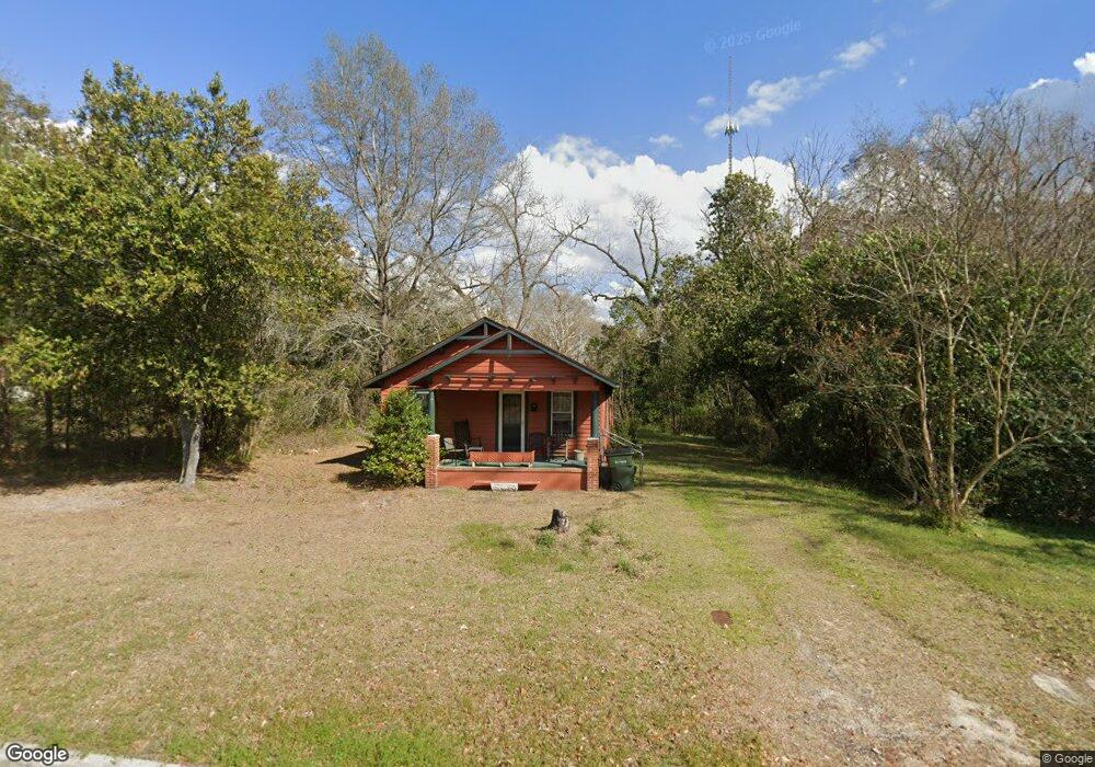 115 N Broad St, Claxton, GA 30417 - photo 1