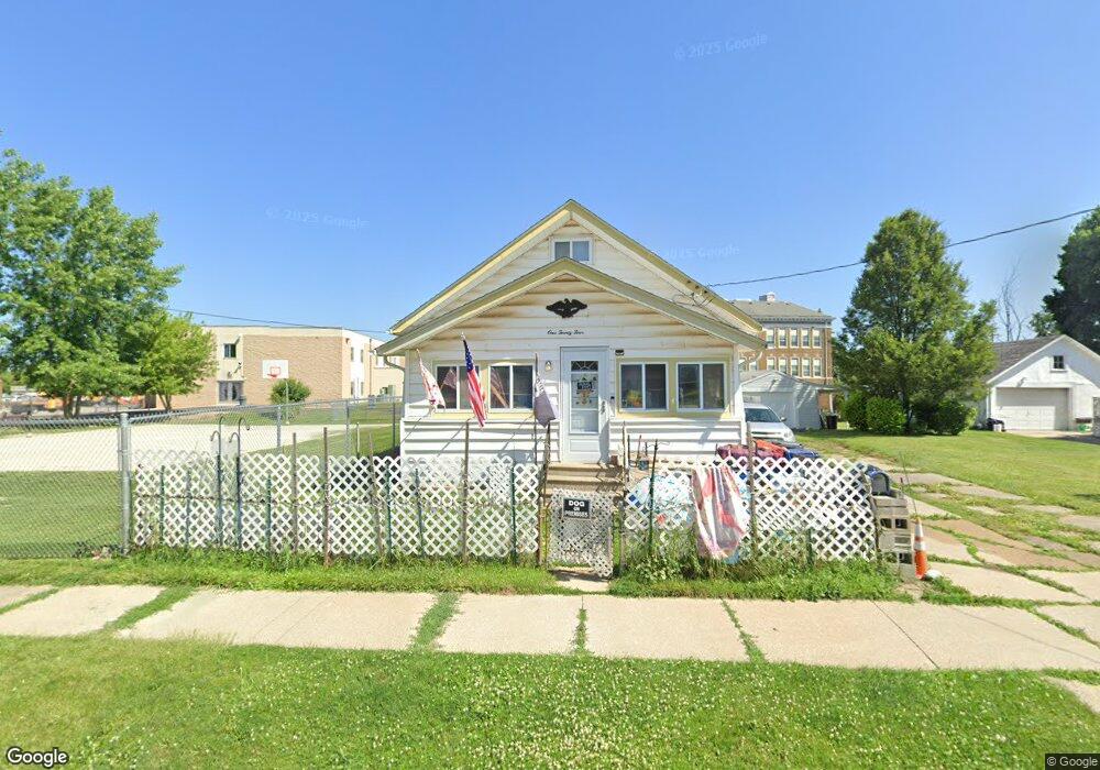 124 W Eddington Ave, Flint, MI 48503 - photo 1