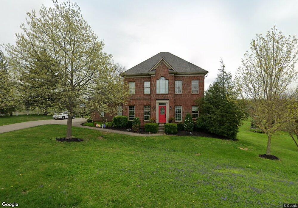 2114 Clarke Pointe Dr, Crestwood, KY 40014 - photo 1