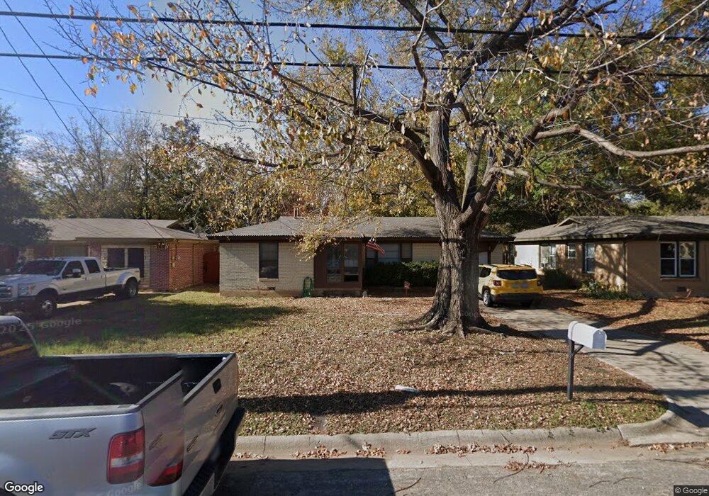 417 Harmon Rd, Hurst, TX 76053 - photo 1