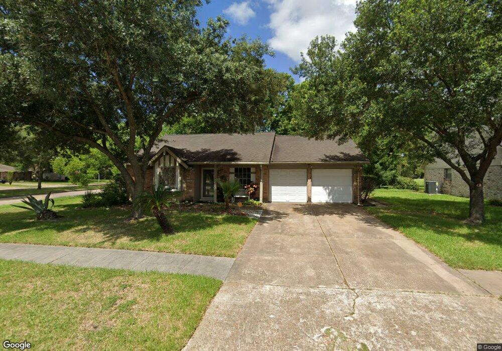 7203 Leaning Oak Dr, Houston, TX 77088 - photo 1