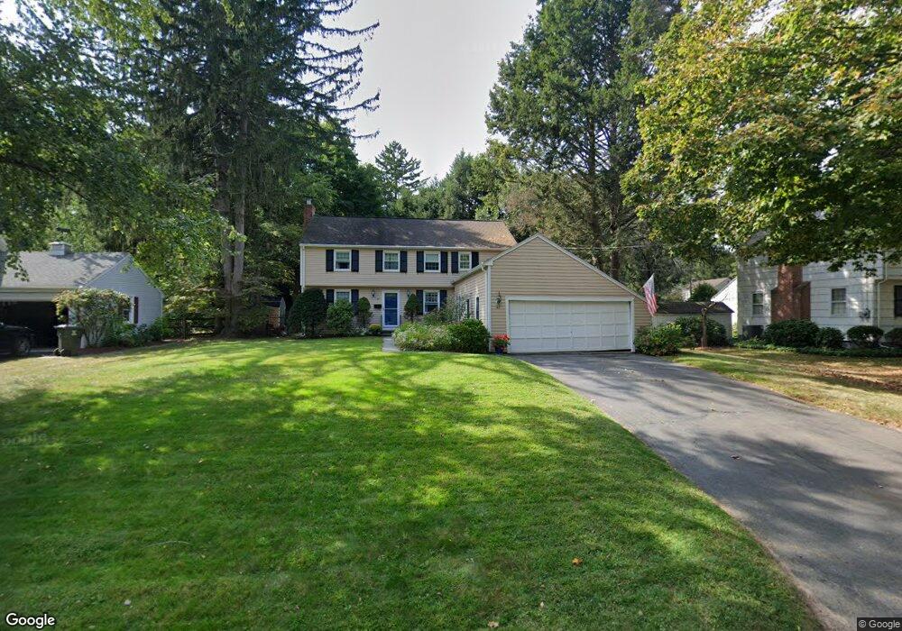 47 Walton Dr, West Hartford, CT 06107 - photo 1