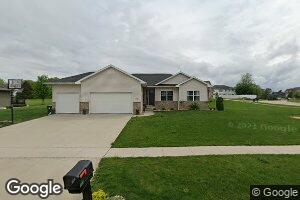 1889 Red Tail Dr, Waterloo, IA 50701