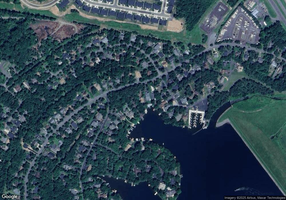 607 Lakeview Pkwy, Locust Grove, VA 22508 - photo 1