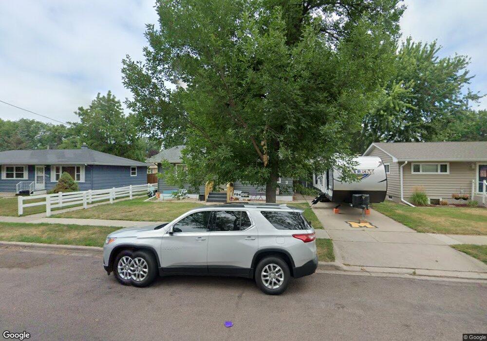 1504 E 4th Ave, Mitchell, SD 57301 - photo 1