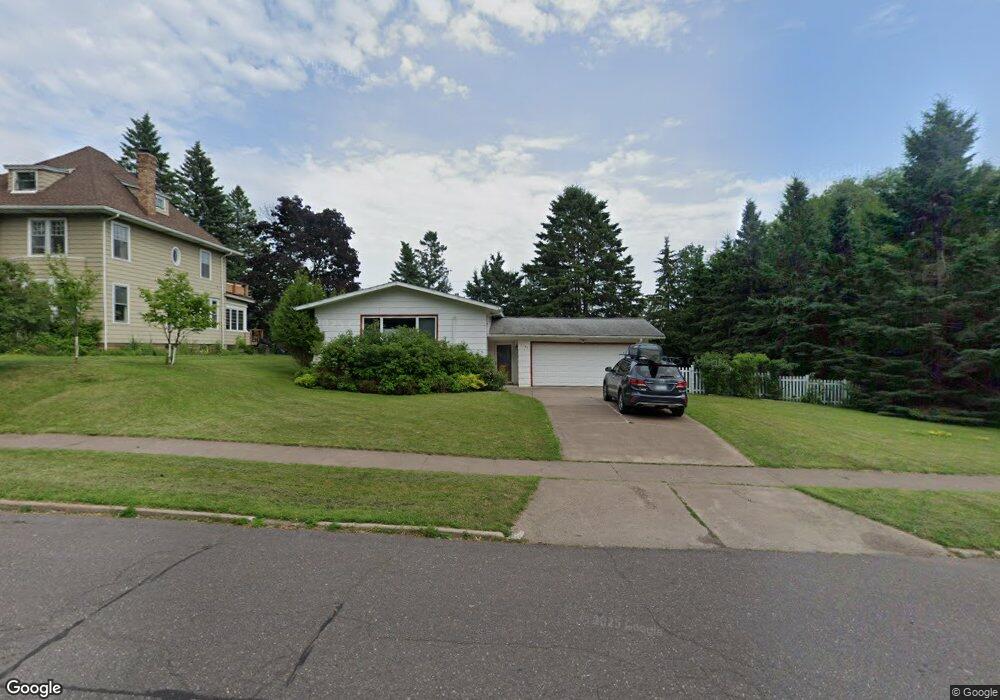 2124 E 1st St, Duluth, MN 55812 - photo 1