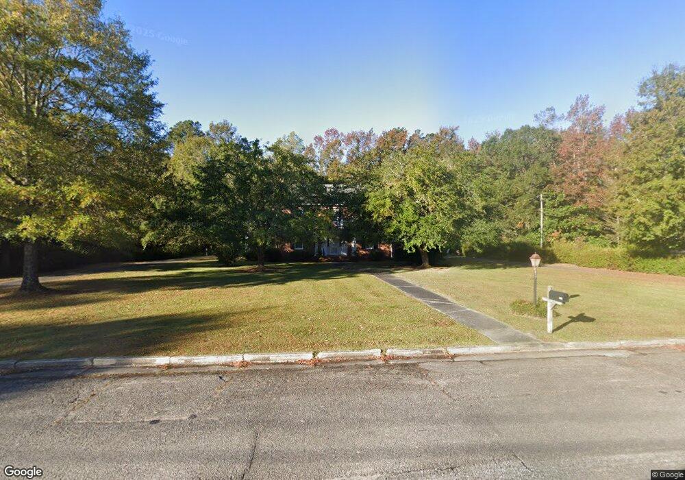 215 N Mcneil St, Burgaw, NC 28425 - photo 1