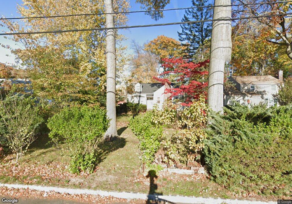 402 Malcolm Ave, North Plainfield, NJ 07063 - photo 1