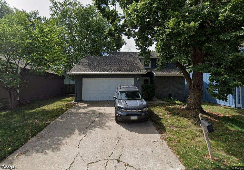 11923 W 66th St, Shawnee, KS 66216 - photo 1