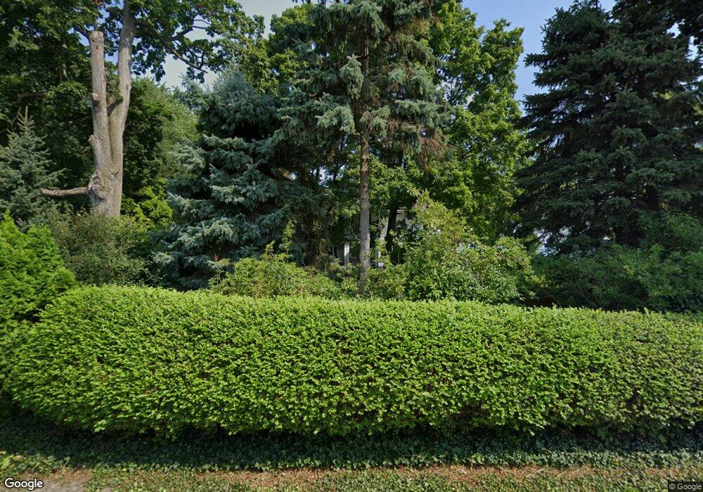 7540 Horsemill Rd, Grosse Ile, MI 48138 - photo 1