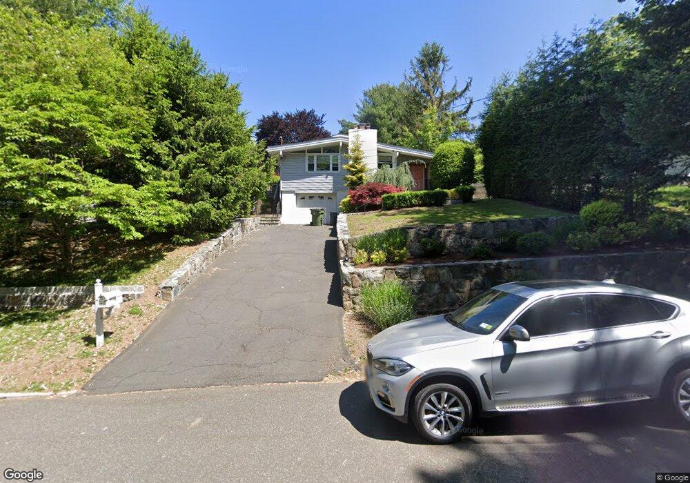 131 Sheldon Ave, Tarrytown, NY 10591 - photo 1