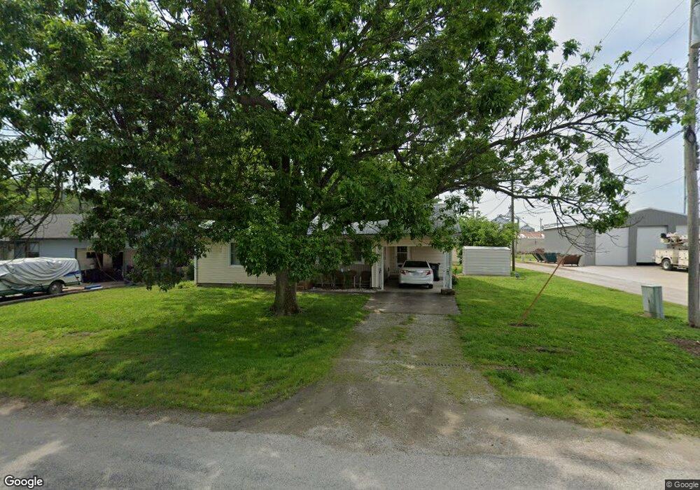 404 E 5th St, Altamont, KS 67330 - photo 1