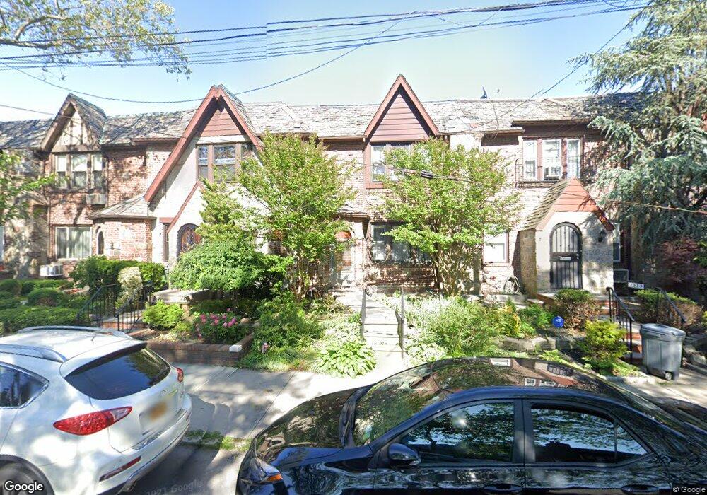 2921 166th St, Flushing, NY 11358 - photo 1