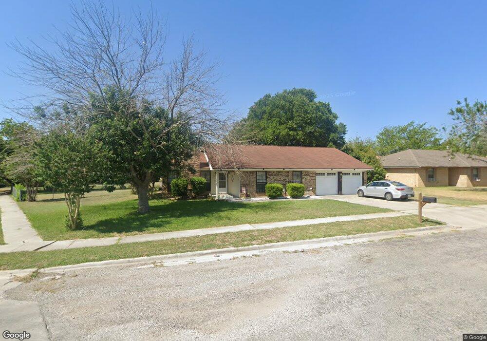 216 E Hogan Dr, Copperas Cove, TX 76522 - photo 1