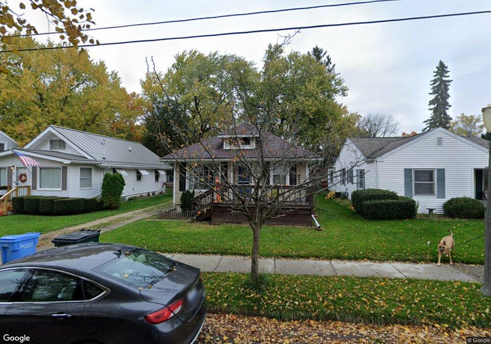 625 E Willard Ave, Lansing, MI 48910 - photo 1