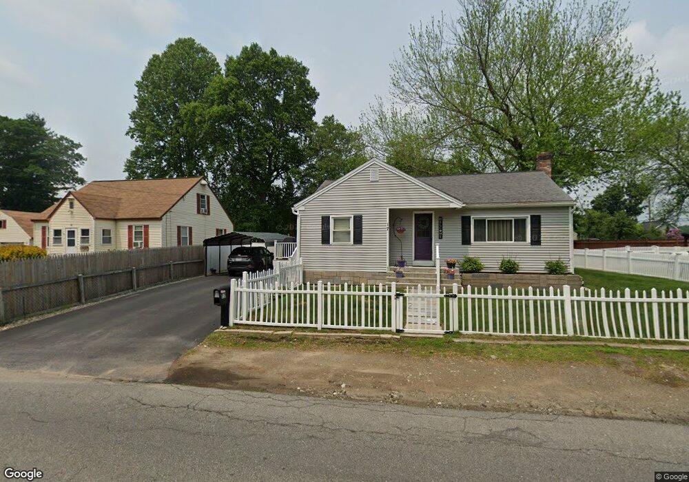 19 Stewart St, Dracut, MA 01826 - photo 1