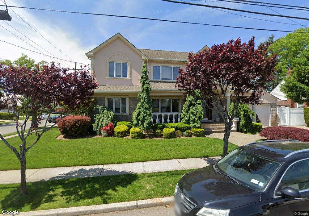 72 Grange St, Franklin Square, NY 11010 - photo 1