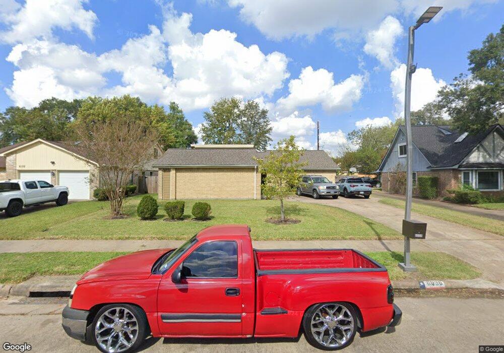 6030 Elkwood Forest Dr, Houston, TX 77088 - photo 1