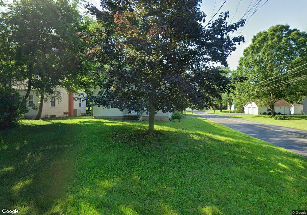 529 Avenue F, Stroudsburg, PA 18360 - photo 1