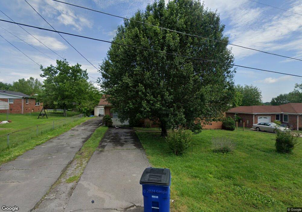 205 Midland St, Shelbyville, TN 37160 - photo 1