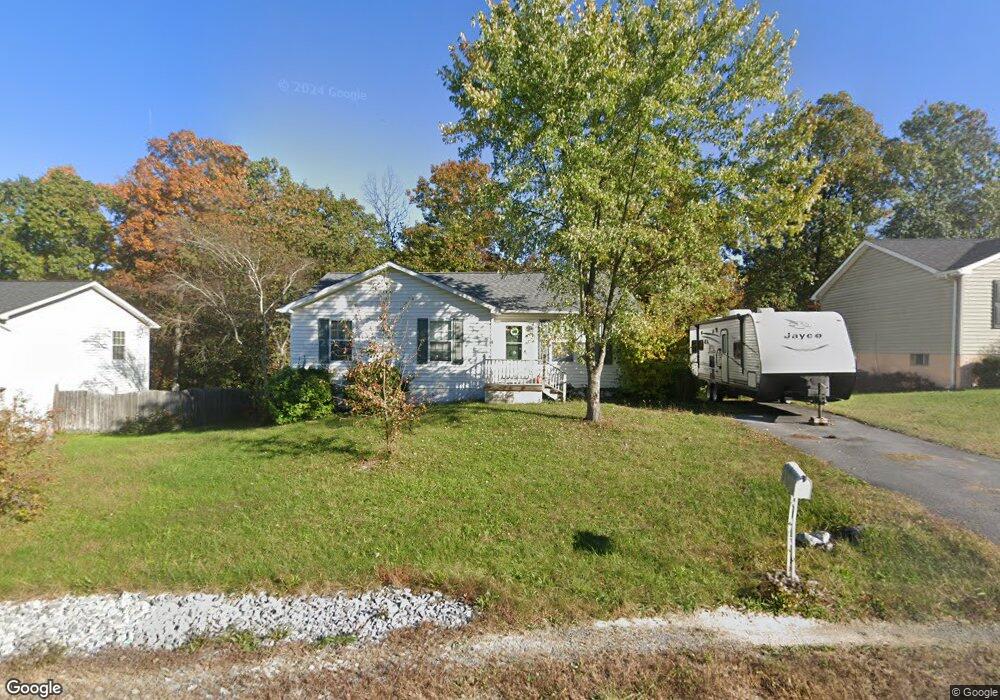 174 Longwood Dr, Bunker Hill, WV 25413 - photo 1