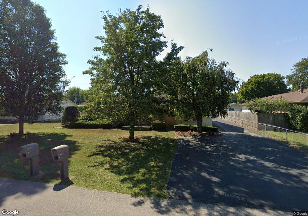 375 Daugherty St, Columbus, IN 47201 - photo 1