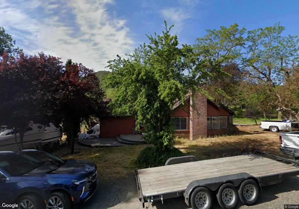 5201 Old Stage Rd, Central Point, OR 97502 - photo 1