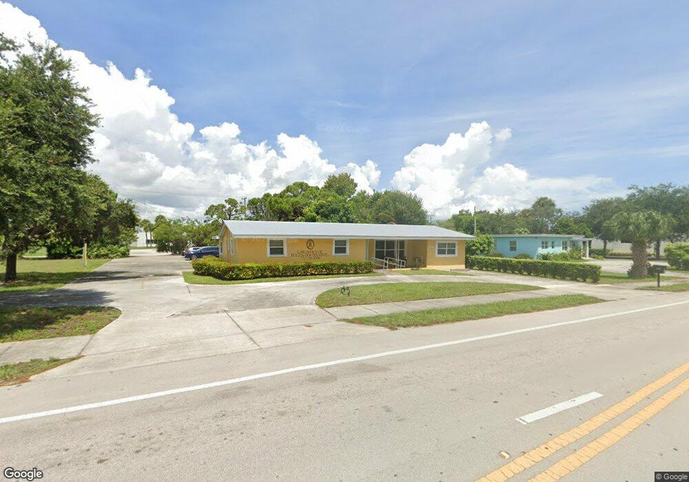 2107 Sunrise Blvd, Fort Pierce, FL 34950 - photo 1