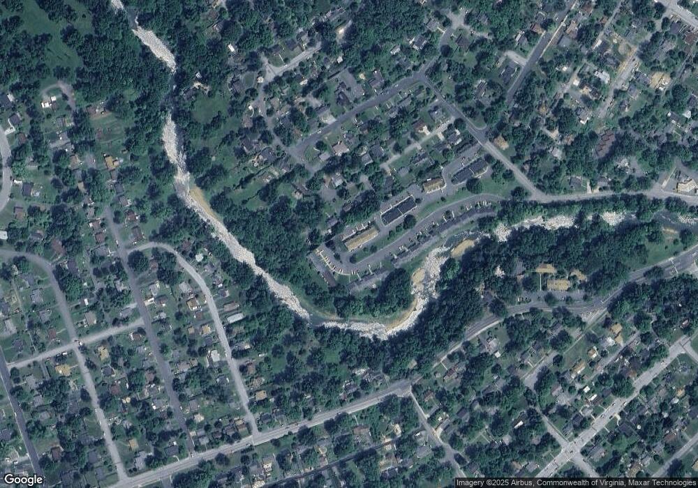 700 Rife Rd unit 5D, Waynesboro, VA 22980 - photo 1