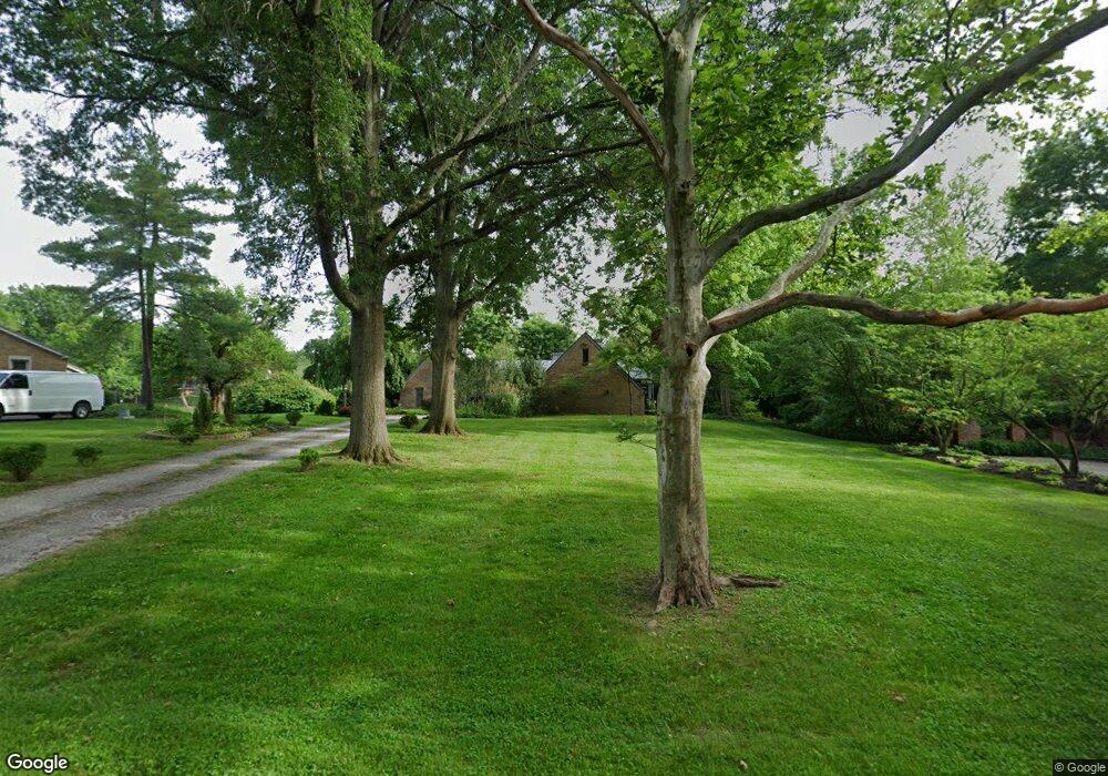 6039 Cranberry Ct, Columbus, OH 43213 - photo 1