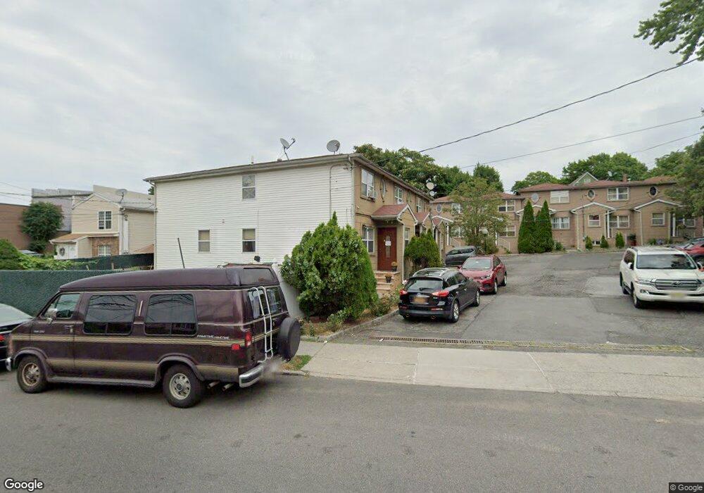 273 Jewett Ave unit C, Staten Island, NY 10302 - photo 1